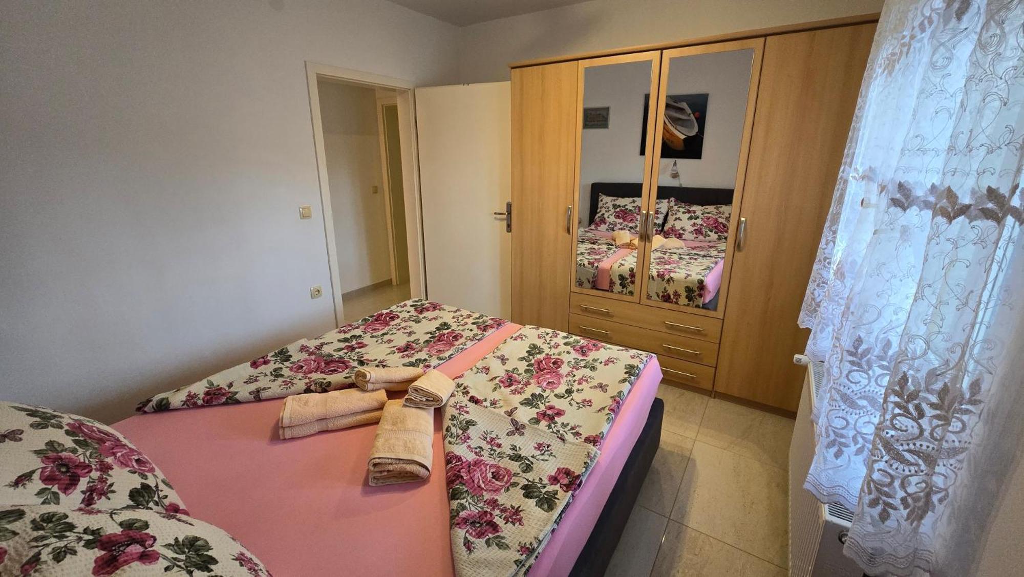 Apartmani Plavsic Novi Vinodolski Exterior foto